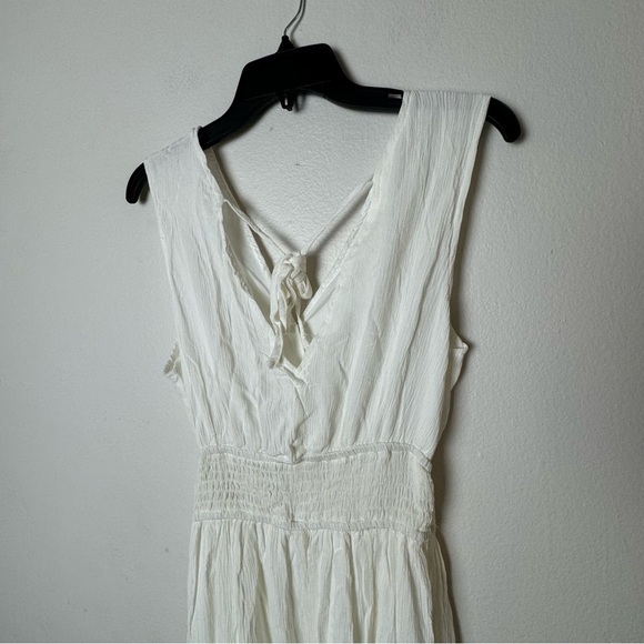 Cupshe  Lace Deep Plunge Maxi Dress Wedding Sleeveless Beach Sz Small - Picture 7 of 15